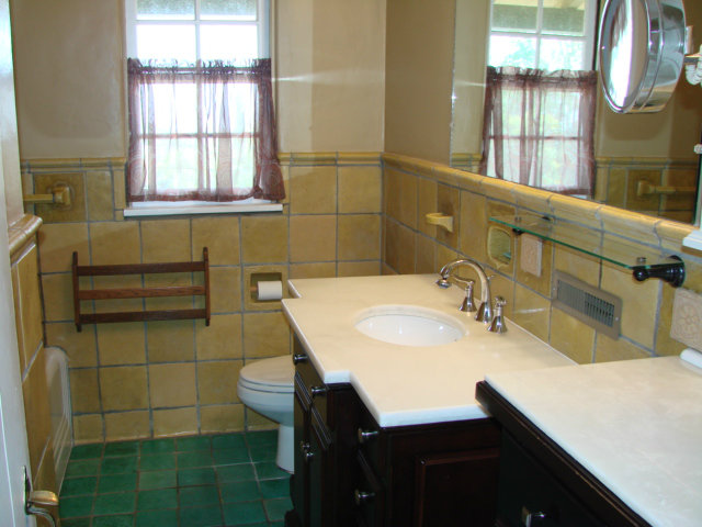 10790 Ridgeview Way San Jose, CA 95127 - Photo 16 of 25 a bathroom with a sink and a toilet