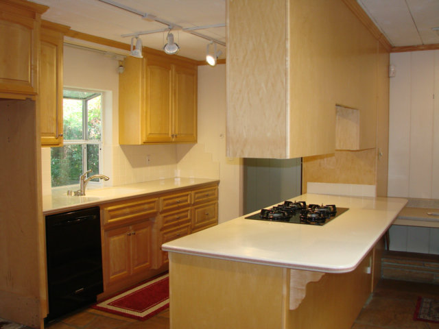 10790 Ridgeview Way San Jose, CA 95127 - Photo 8 of 25 a kitchen with a sink a stove and a refrigerator