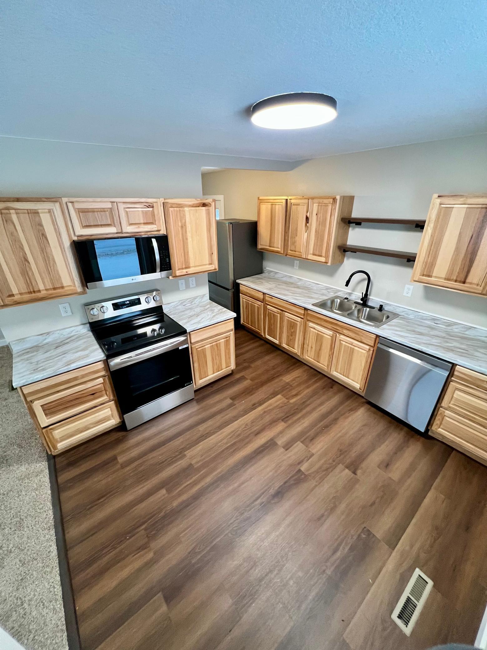 313 3rd Street Bovey, MN 55709 - Photo 4 of 23