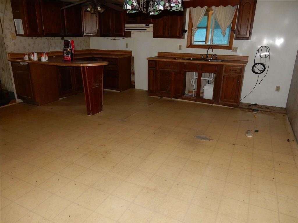 47 North Mill Road Mercer, PA 16137 - Photo 10 of 24