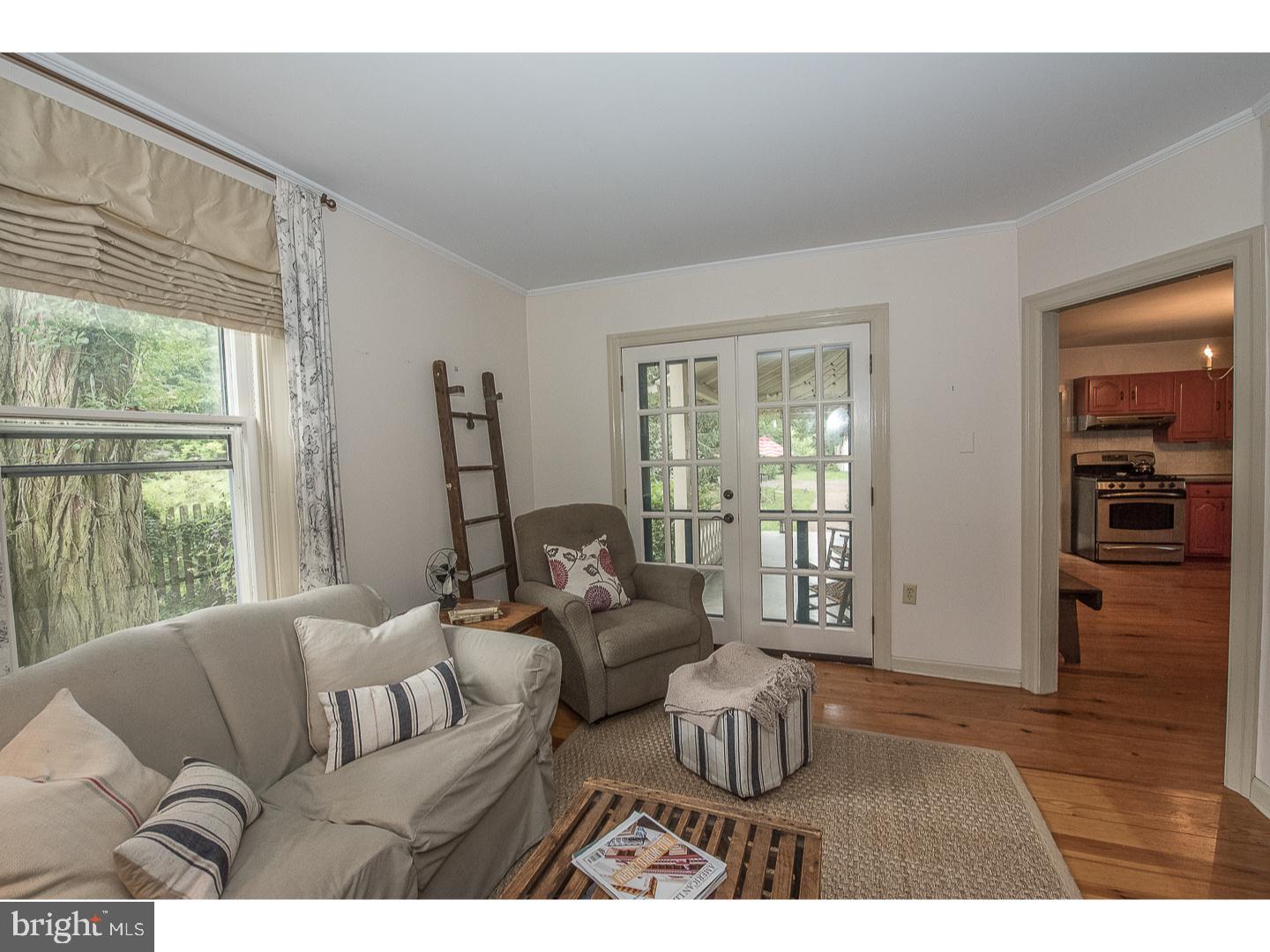 94 Sproul Road Malvern, PA 19355 - Photo 3 of 25 Living Room