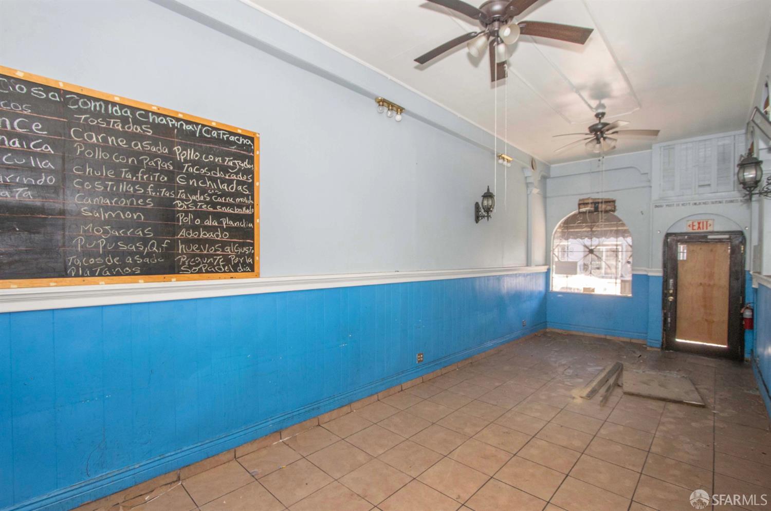 2976 Mission Street San Francisco, CA 94110 - Photo 17 of 21 a view of an empty room and window