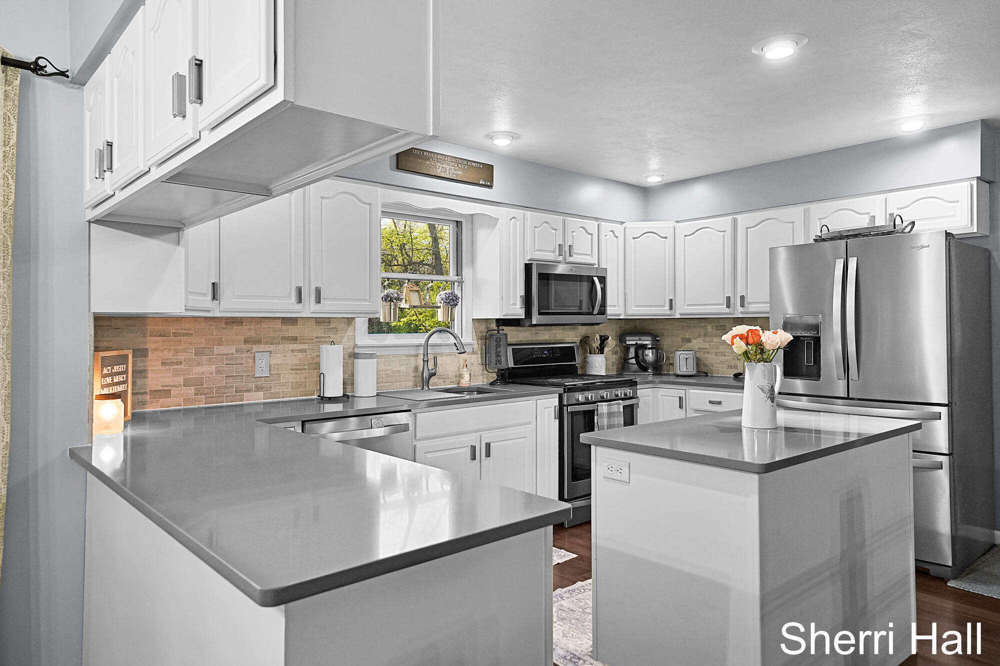 7861 West County Line Road Greenville, MI 48838 - Photo 2 of 41 Kitchen