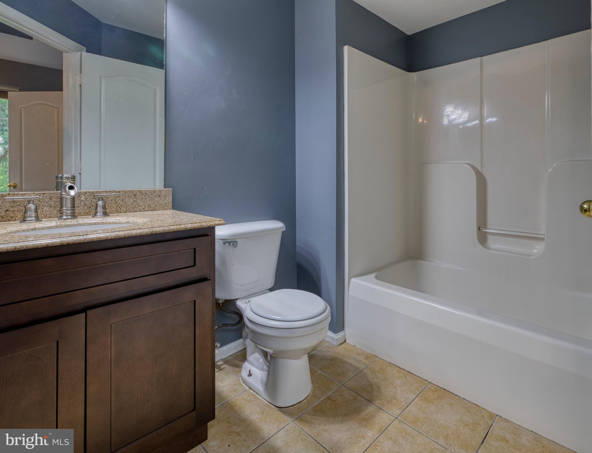 30 Flaxleaf Court Baltimore, MD 21221 - Photo 13 of 27 Main Bathroom
