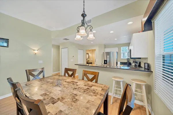 $3,900 | 3604 54th Drive West, Unit 104, Bradenton, FL 34210