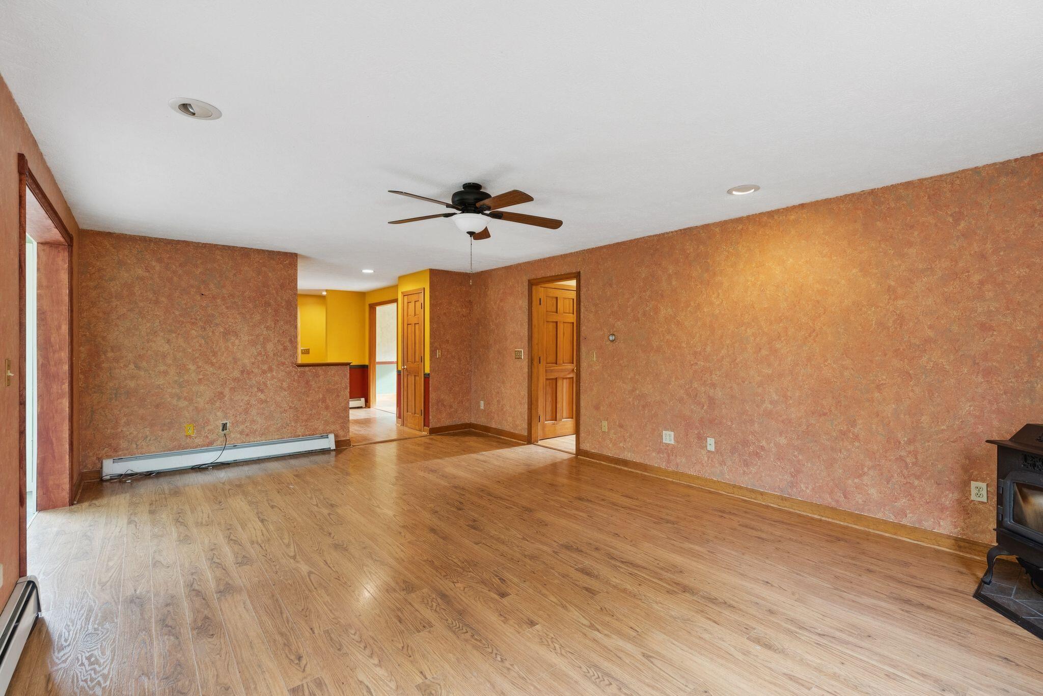 9 Hammond Road Kennebunk, ME 04043 - Photo 17 of 54 Living room