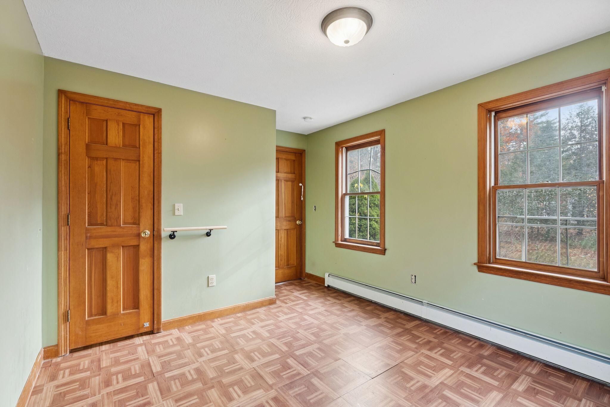 9 Hammond Road Kennebunk, ME 04043 - Photo 20 of 54 first floor bedroom
