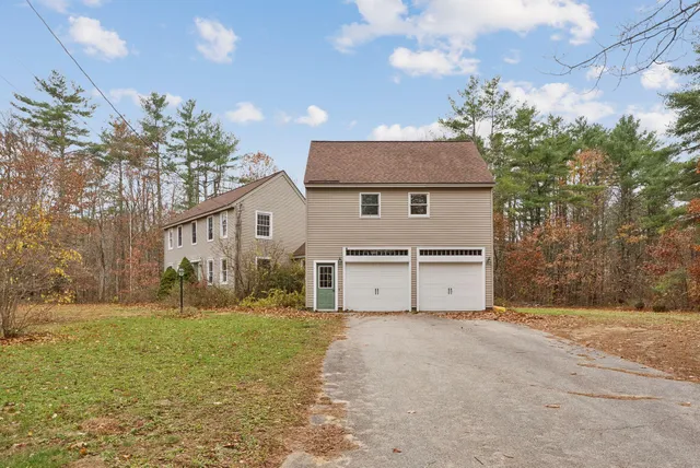 $740,000 | 9 Hammond Road, Kennebunk, ME 04043