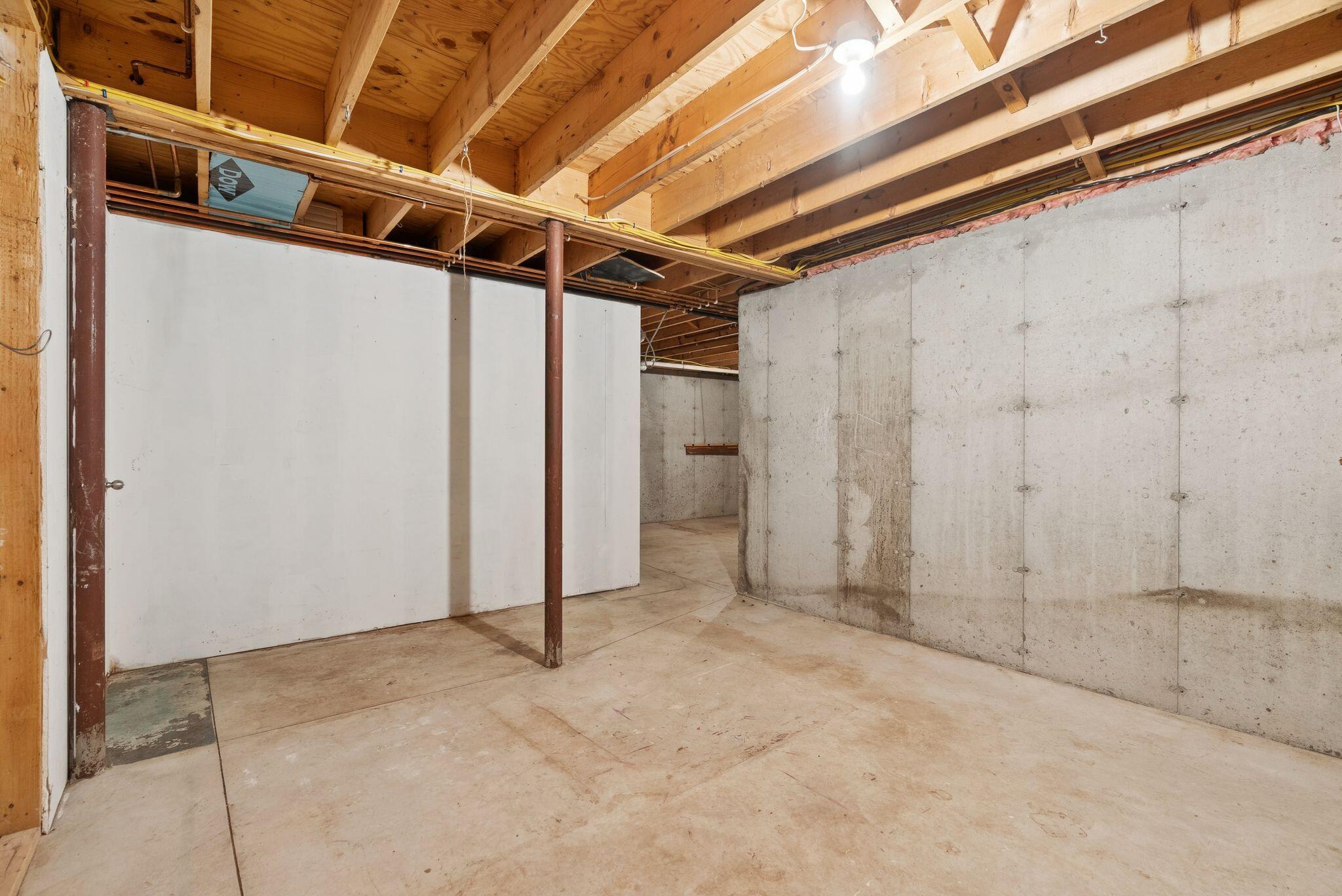 9 Hammond Road Kennebunk, ME 04043 - Photo 40 of 54 Basement