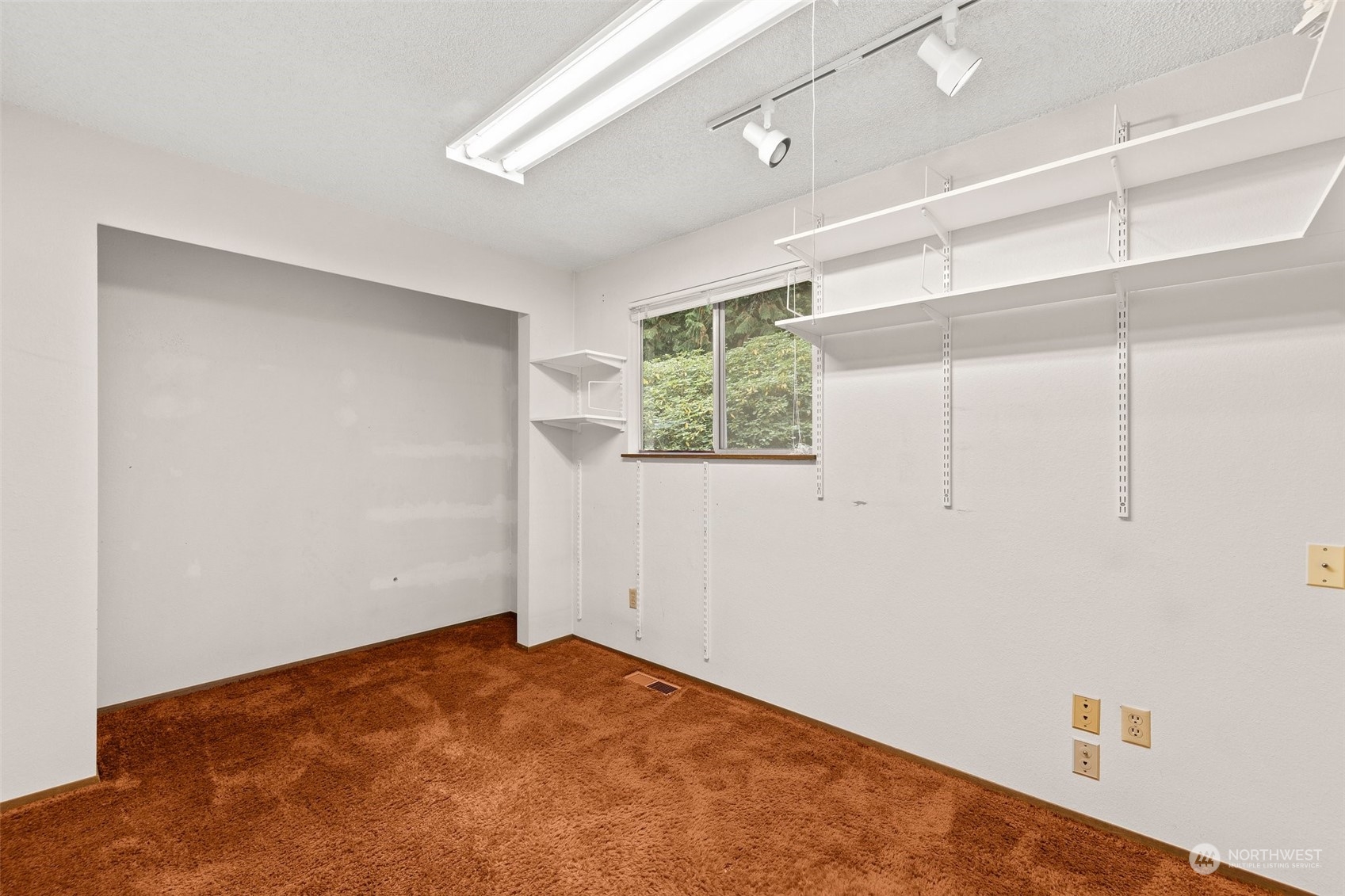 22929 38th Avenue Southeast Bothell, WA 98021 - Photo 18 of 38 an empty room with a window