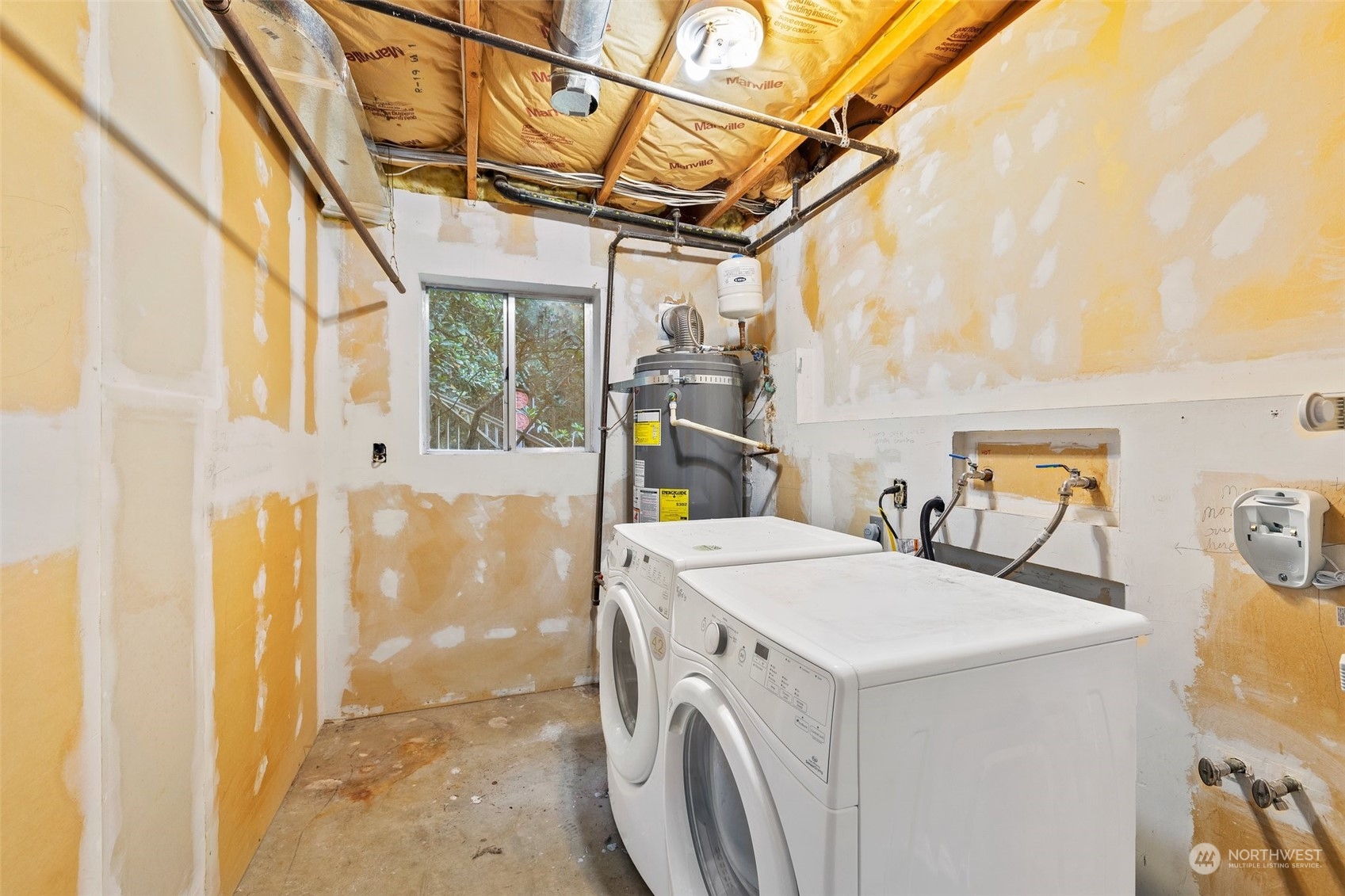 22929 38th Avenue Southeast Bothell, WA 98021 - Photo 25 of 38 a utility room with dryer and washer