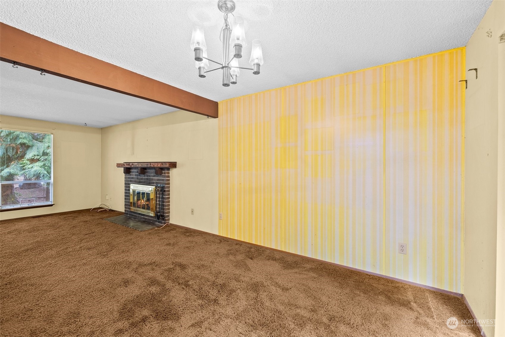 22929 38th Avenue Southeast Bothell, WA 98021 - Photo 8 of 38 a view of an empty room with a window