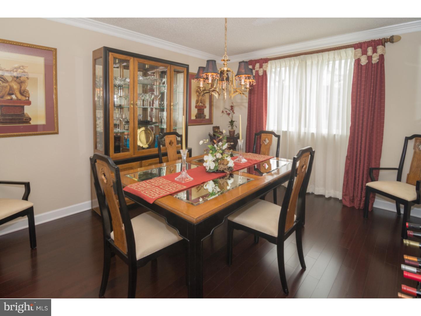 1215 Weber Road Warminster, PA 18974 - Photo 7 of 25 Dining Room