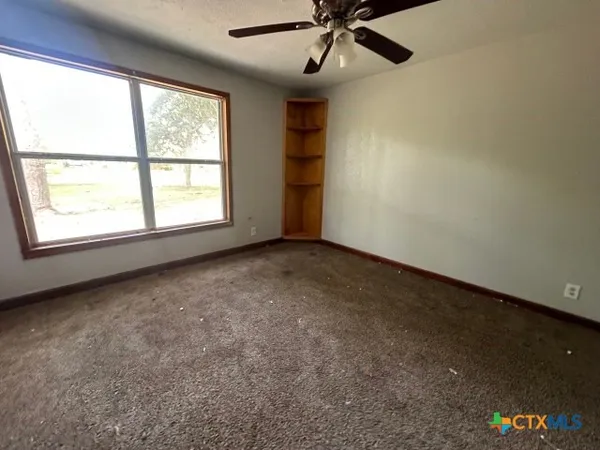 $182,000 | 239 Robertson Street, Lolita, TX 77971