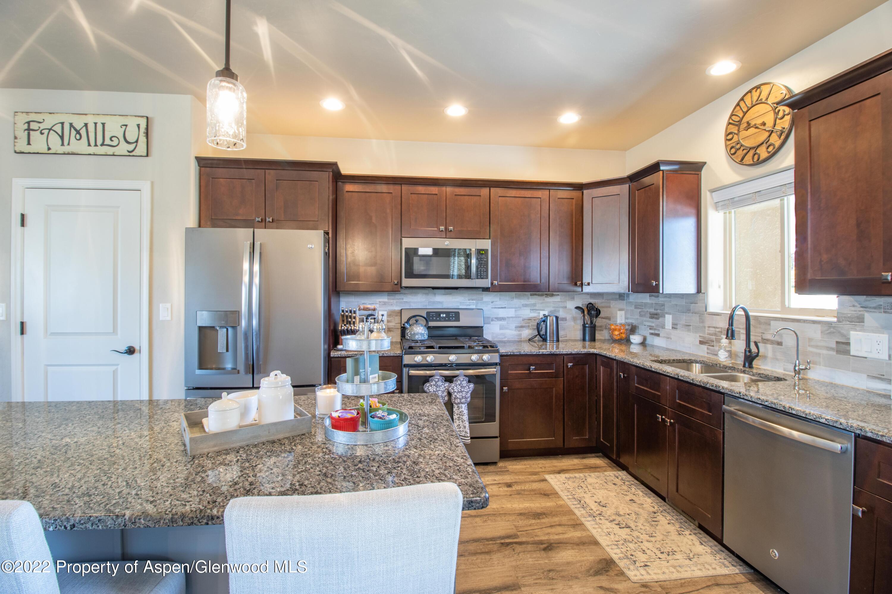 1239 East 17th Street Rifle, CO 81650 - Photo 5 of 17 Kitchen