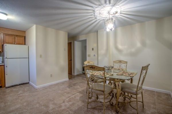 32-34 Van Buren Avenue Springfield, MA 01104 - Photo 7 of 18