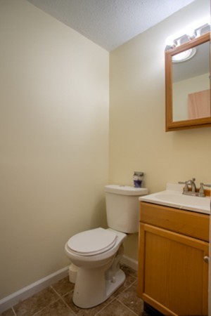 32-34 Van Buren Avenue Springfield, MA 01104 - Photo 10 of 18