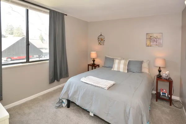 $165,000 | 230 Falkirk Court, Kalamazoo, MI 49006
