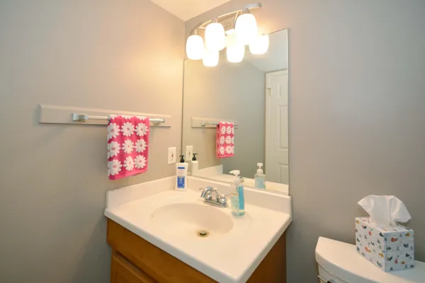 $165,000 | 230 Falkirk Court, Kalamazoo, MI 49006