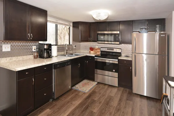 $165,000 | 230 Falkirk Court, Kalamazoo, MI 49006