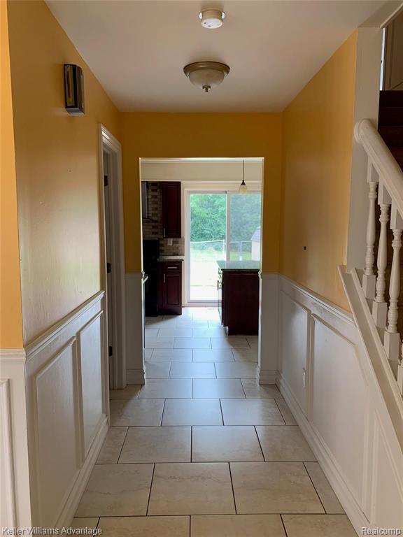 1230 North Cavalier Road Canton, MI 48187 - Photo 5 of 22