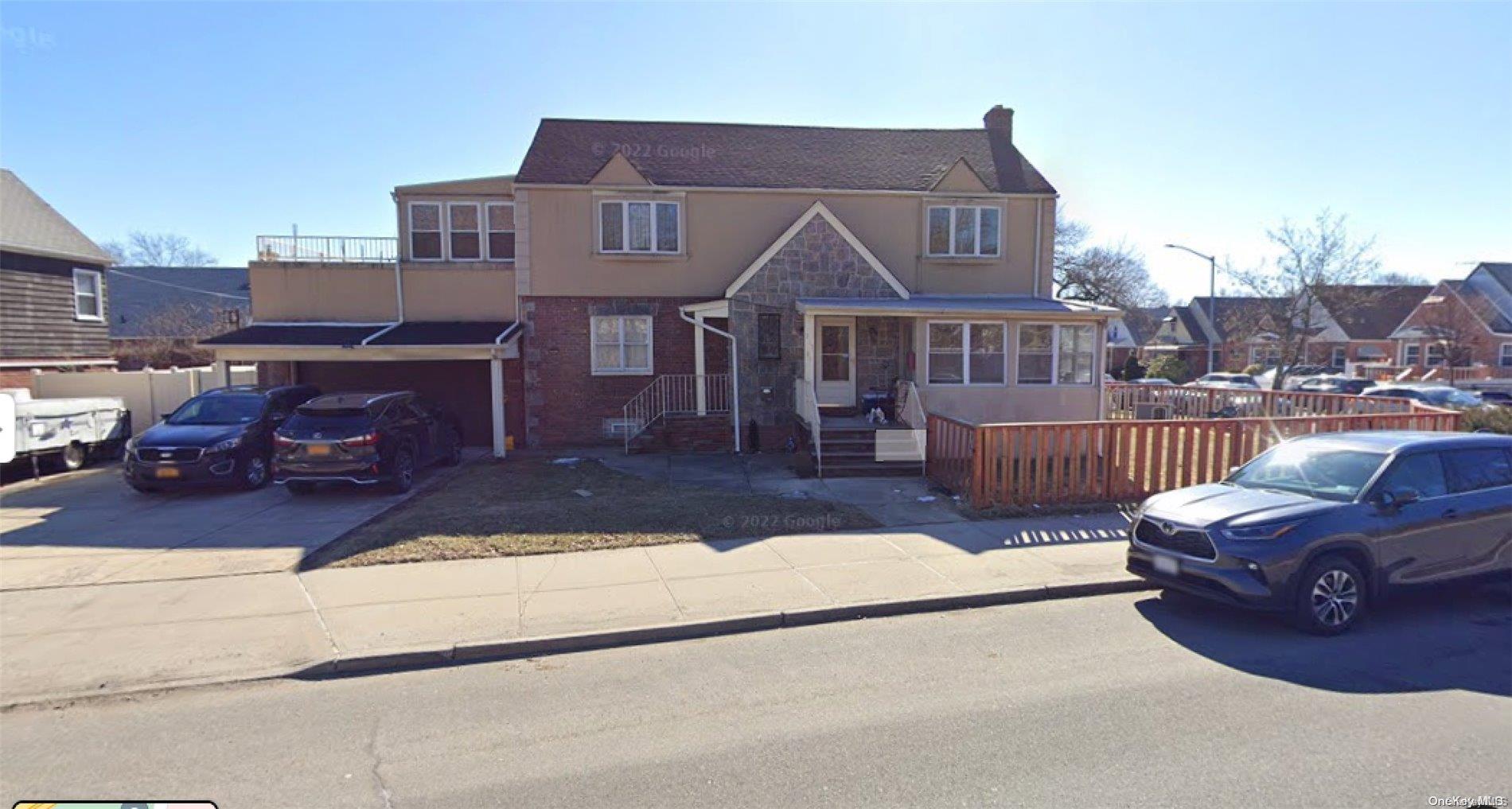 237-06 Union Turnpike Queens, NY 11427 - Photo 1 of 1 Union Turnpike Front view