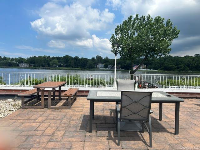 320 East Shore Road, Unit 15A Great Neck, NY 11023 - Photo 28 of 29 Gallery Image 28
