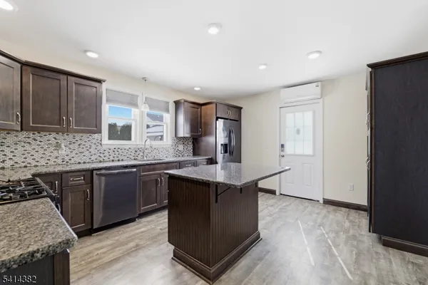 $575,000 | 1216 Ringwood Avenue, Wanaque, NJ 07420