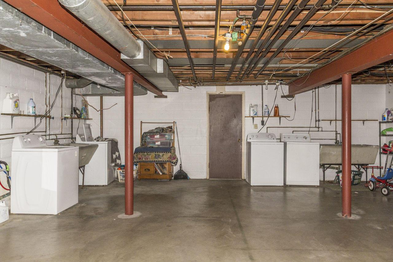 2565 Charing Road, Unit 2 Columbus, OH 43221 - Photo 24 of 29 Gallery Image 24