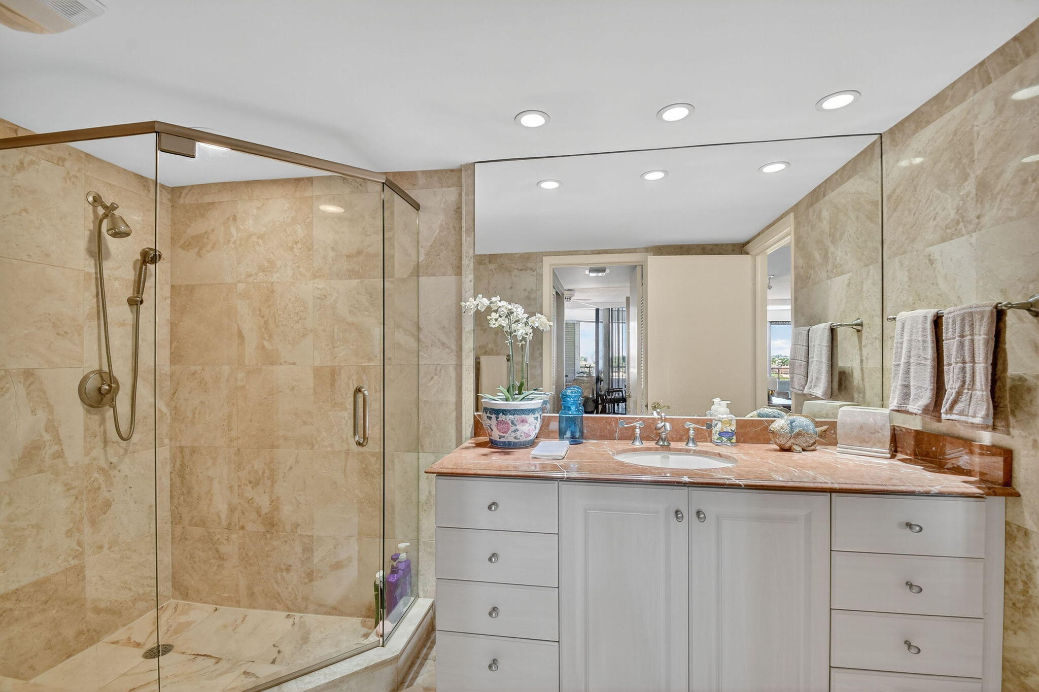 3589 South Ocean Boulevard, Unit 608 South Palm Beach, FL 33480 - Photo 28 of 66 30-web-or-mls-DSC_6268