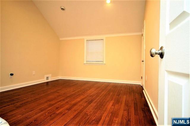 153 Sunset Lane Tenafly, NJ 07670 - Photo 12 of 19