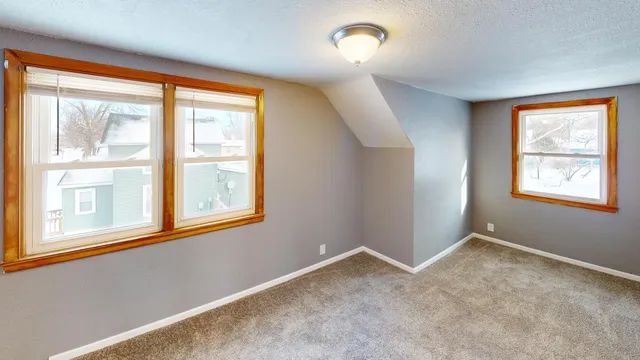 $159,900 | 545 2nd Avenue Southeast, Wells, MN 56097