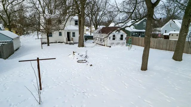 $159,900 | 545 2nd Avenue Southeast, Wells, MN 56097