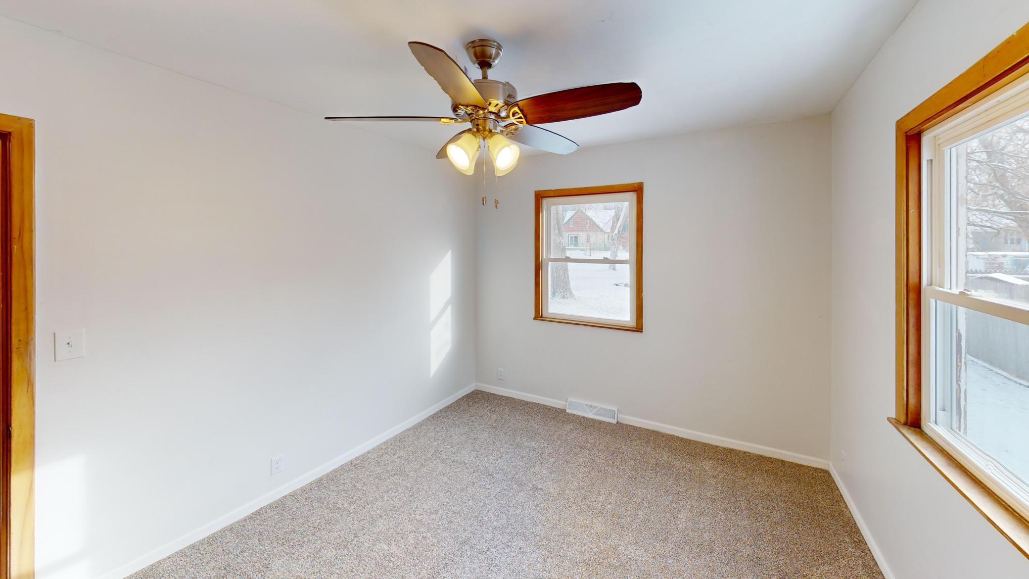 545 2nd Avenue Southeast Wells, MN 56097 - Photo 7 of 34