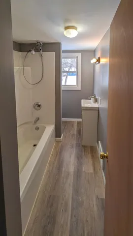 $159,900 | 545 2nd Avenue Southeast, Wells, MN 56097