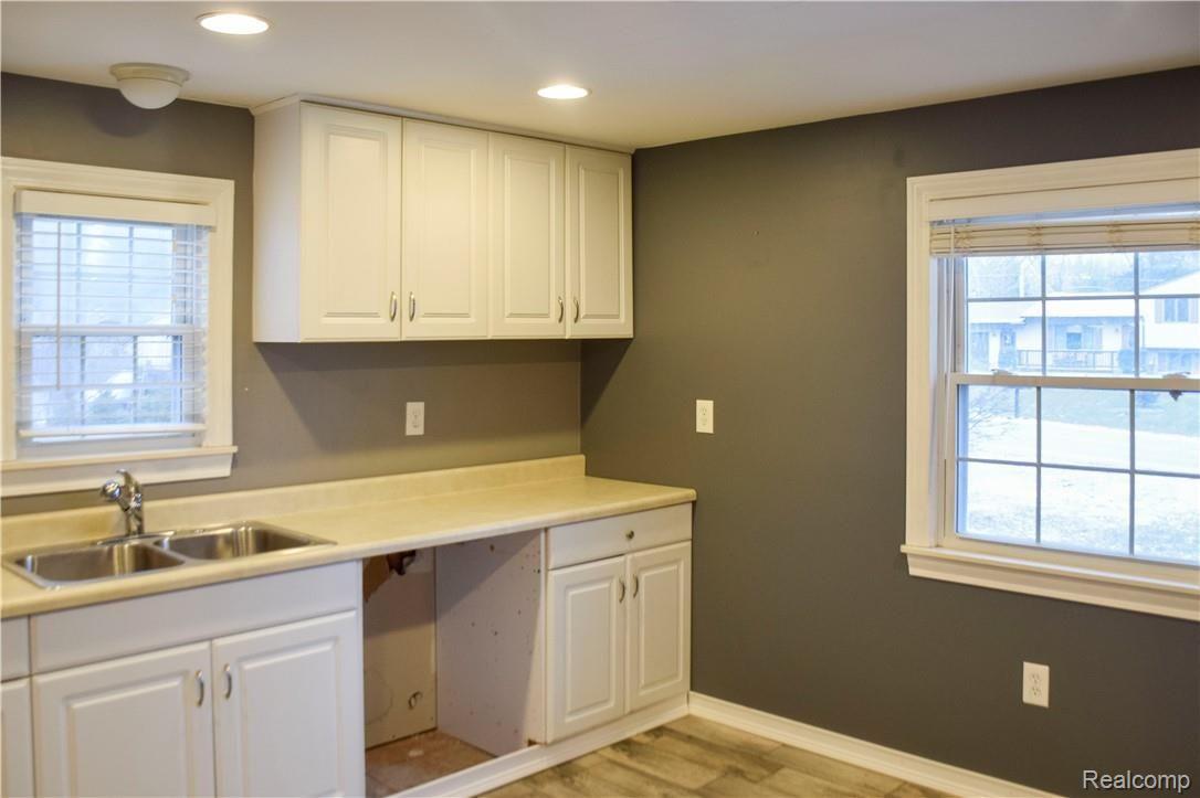 1511 East Dryden Road Metamora, MI 48455 - Photo 12 of 34 DSC_0049.jpg