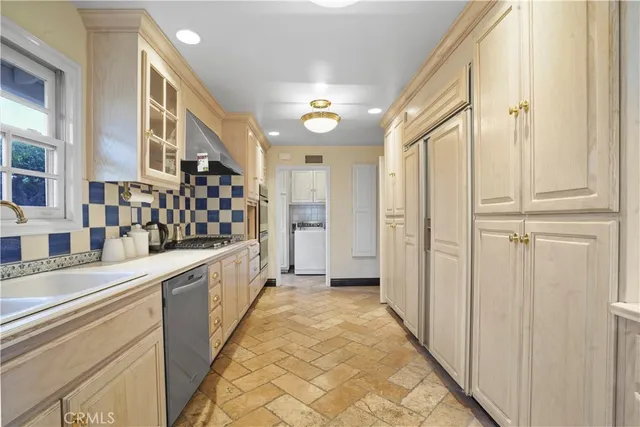 $5,250 | 12281 Woodley Avenue, Granada Hills, CA 91344