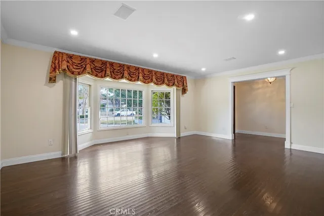 $5,250 | 12281 Woodley Avenue, Granada Hills, CA 91344