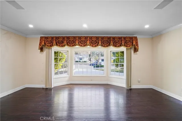 $5,250 | 12281 Woodley Avenue, Granada Hills, CA 91344