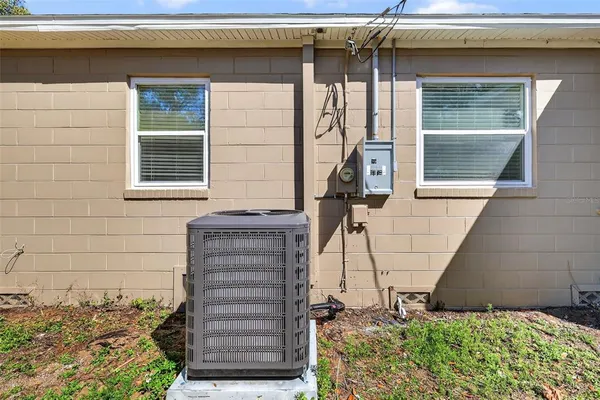 $259,900 | 436 East Atwater Avenue, Eustis, FL 32726