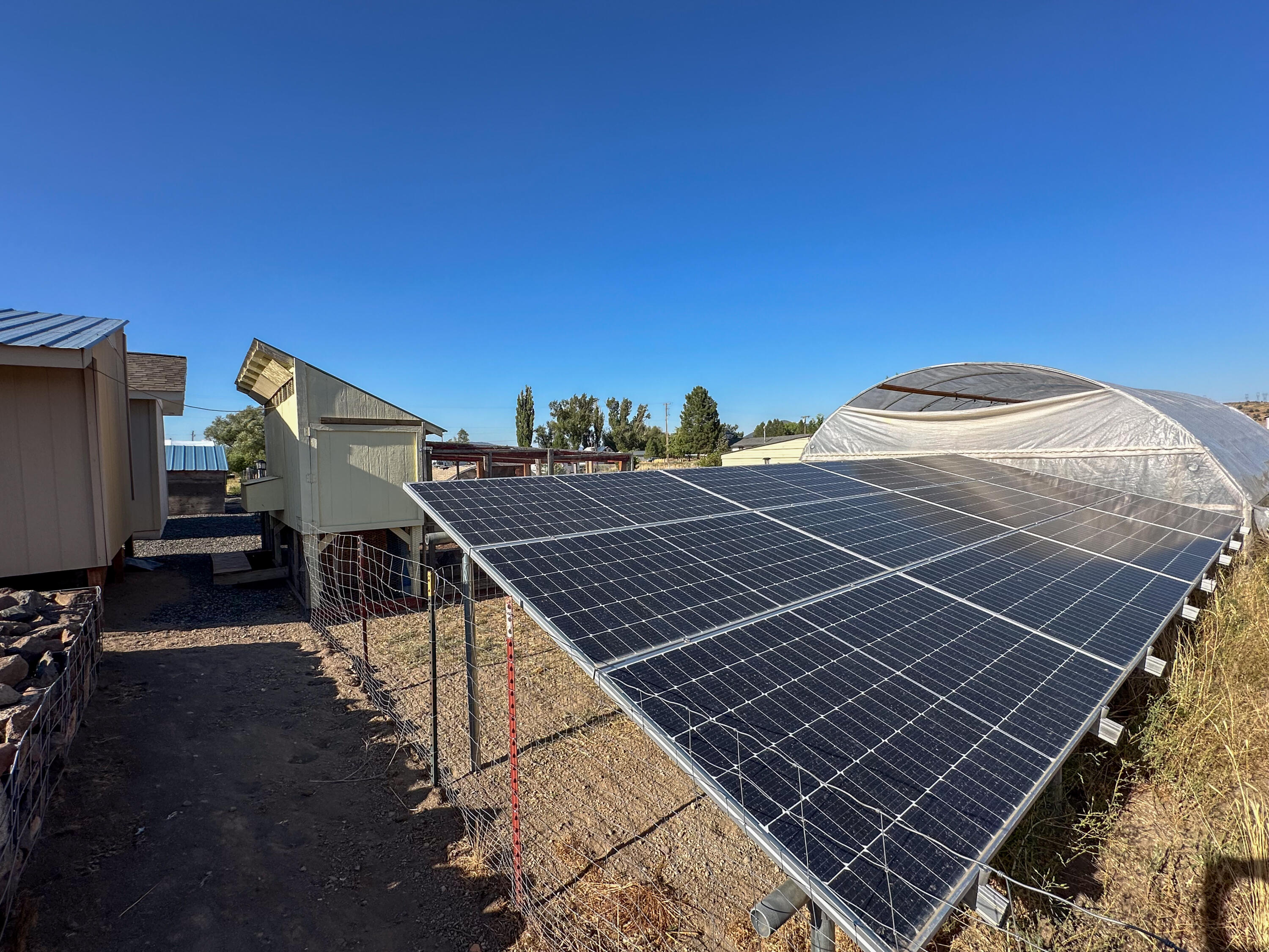 23939 Yellow Jacket Springs Road Beatty, OR 97621 - Photo 45 of 72 Solar for Greenhouse