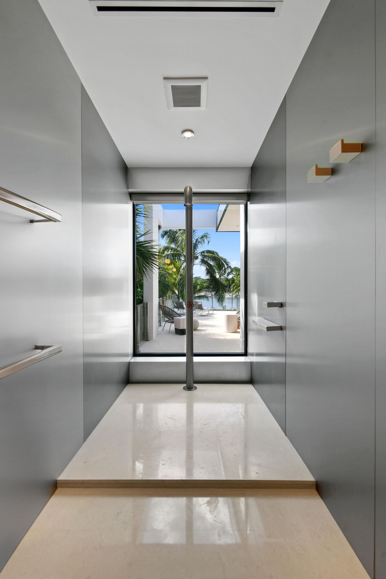 100 Lighthouse Drive Jupiter Inlet Colony, FL 33469 - Photo 20 of 61 20