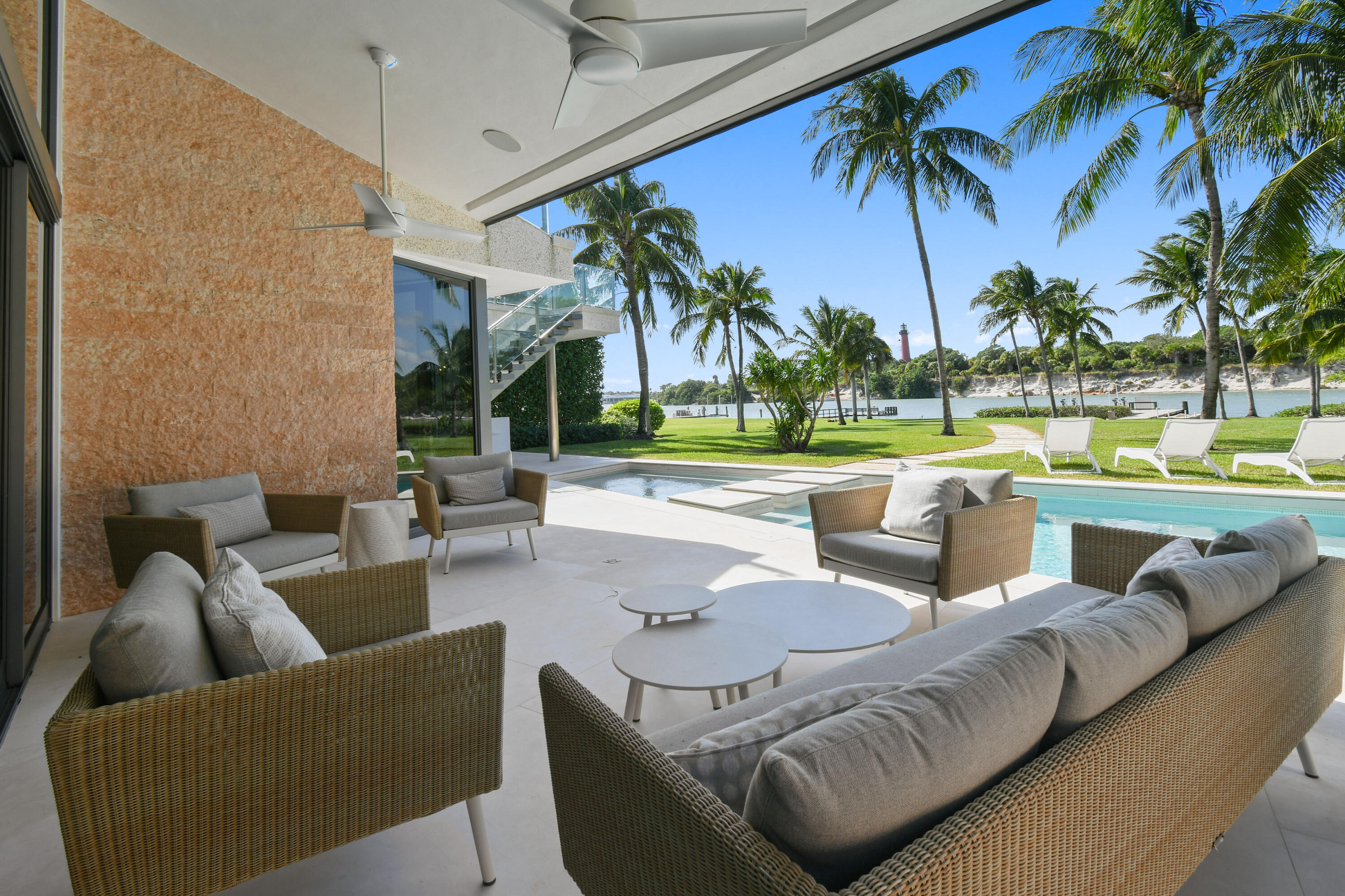 100 Lighthouse Drive Jupiter Inlet Colony, FL 33469 - Photo 49 of 61 49