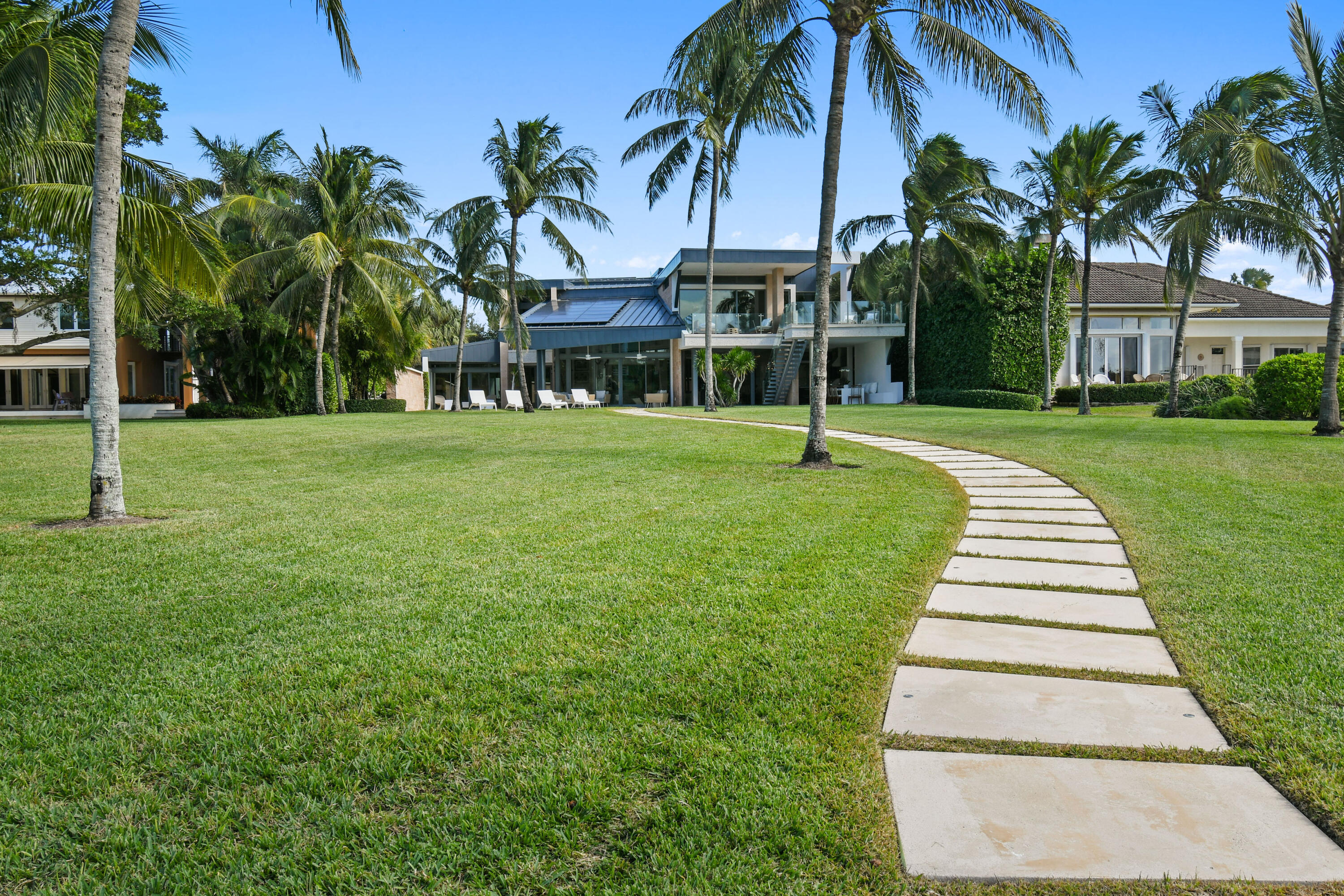100 Lighthouse Drive Jupiter Inlet Colony, FL 33469 - Photo 58 of 61 58
