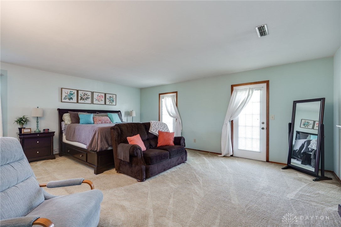 6938 Charlesgate Road Huber Heights, OH 45424 - Photo 15 of 35 Gallery Image 15