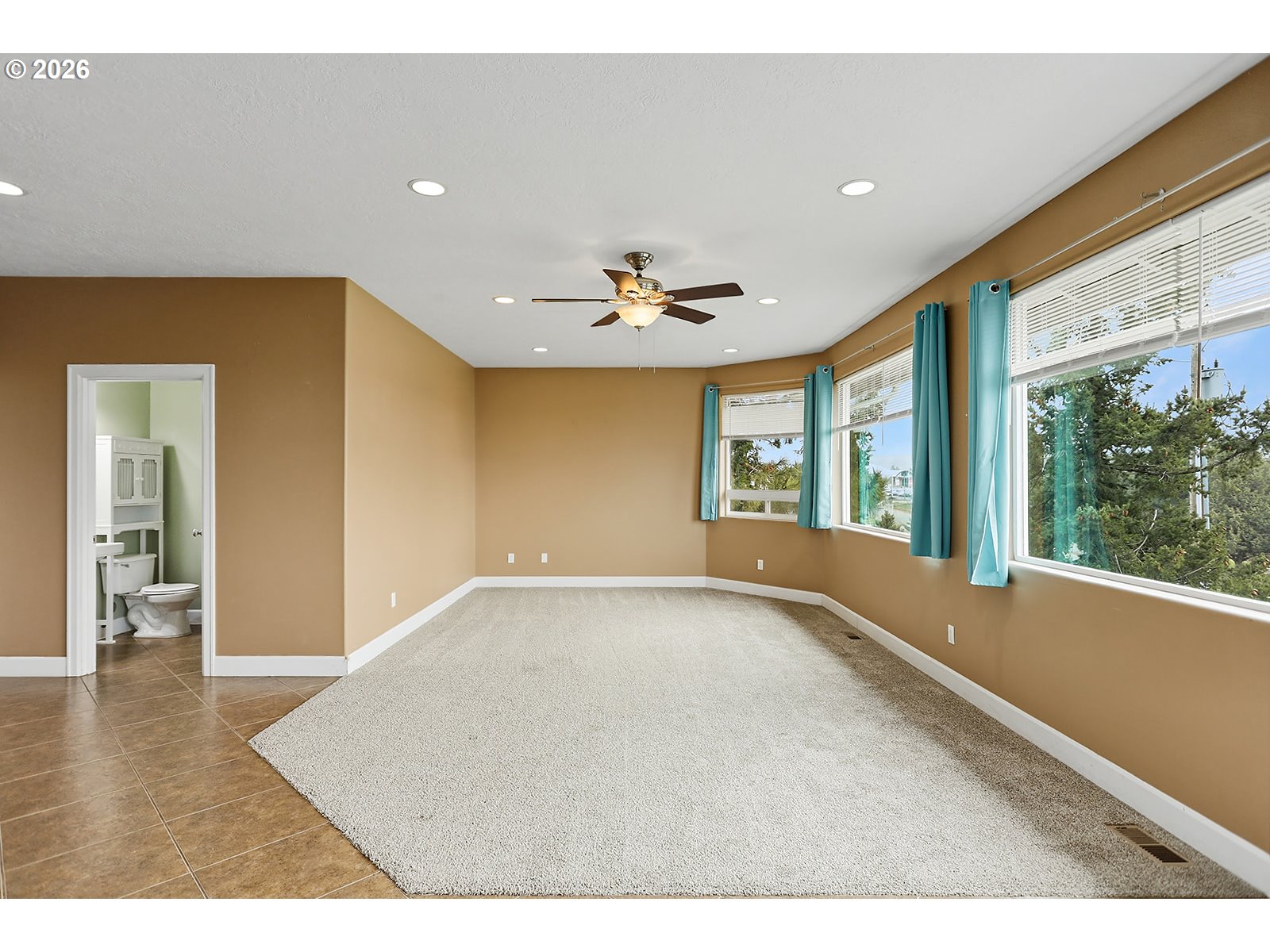 340 Northeast 7th Street Dufur, OR 97021 - Photo 5 of 33