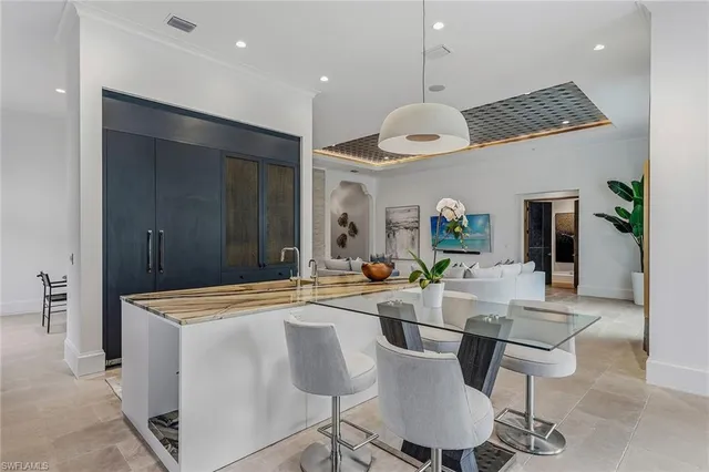 $4,400,000 | 2243 Residence Circle, Naples, FL 34105