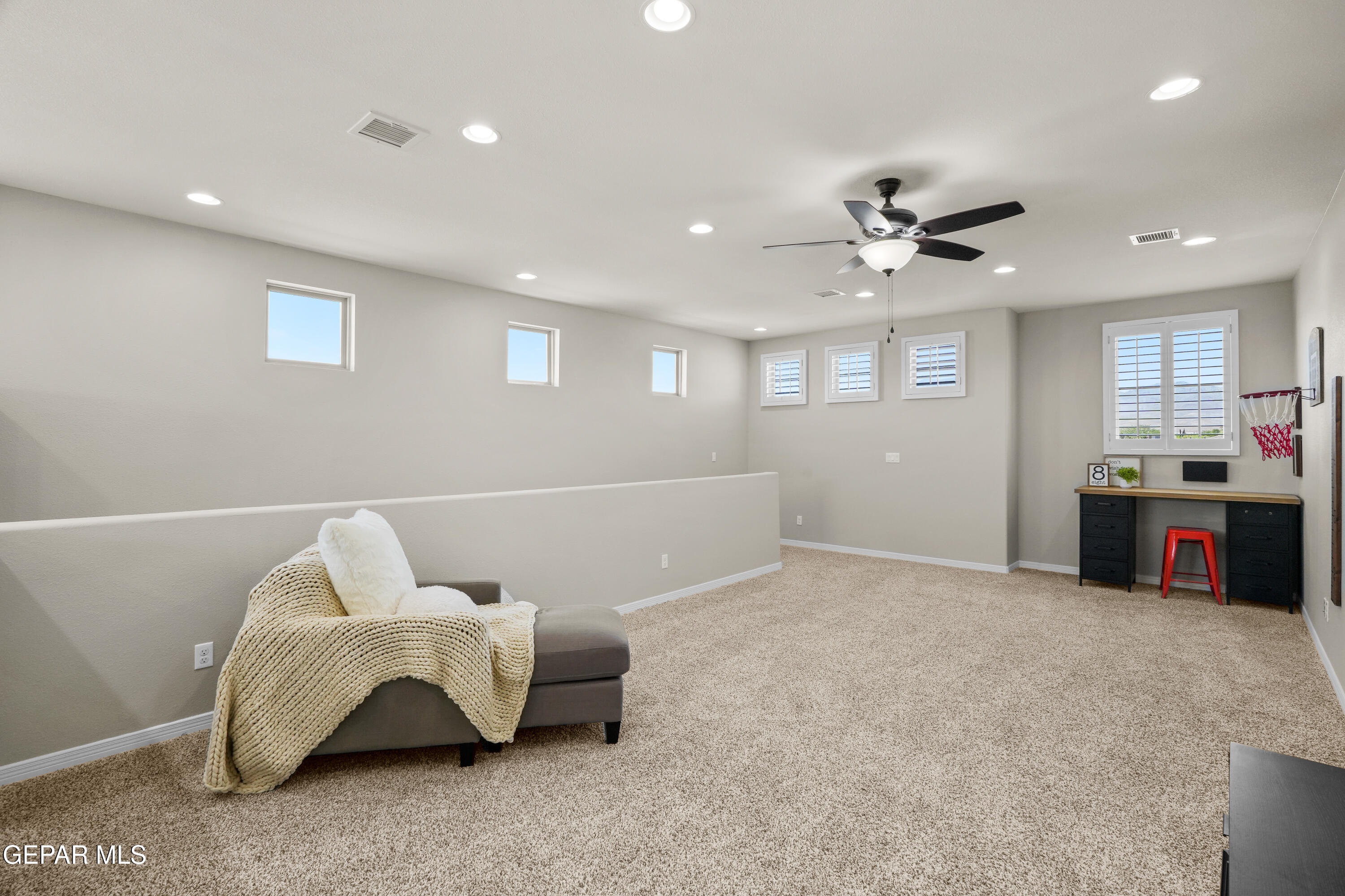 14920 Hill Ridge El Paso, TX 79938 - Photo 34 of 47 10708 Troy Aikman-34