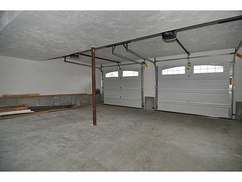 54 Fieldstone Way Westerly, RI 02891 - Photo 3 of 12 Parking Lot/Garage.