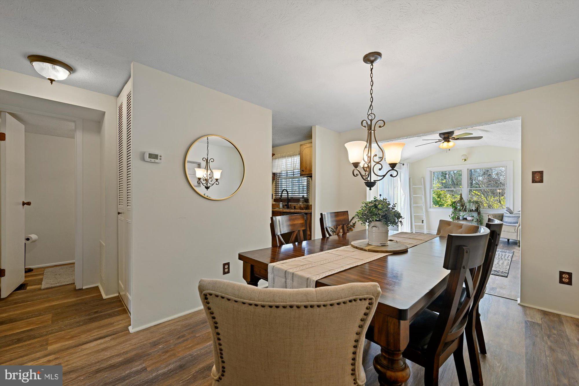 8638 Manorfield Road Nottingham, MD 21236 - Photo 10 of 29 Gallery Image 10